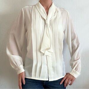 Vintage cream long sleeve blouse high neck professional top work necktie M L